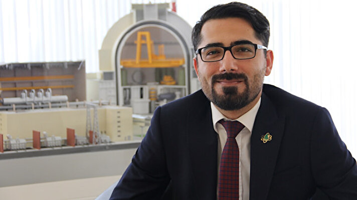 Türkiye'nin ilk nükleer enerji santrali (NGS) projesi Akkuyu NGS'nin Mersinli genç mühendisi Musa Oğuzhan Demir, doğup büyüdüğü şehirde kurulacak santral için çalışmanın mutluluğunu yaşıyor.