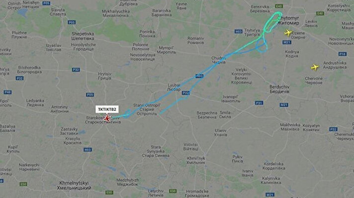  Ukrayna Devlet Askeri Portalı'ndan yapılan açıklamaya göre, Baykar tarafından üretilen Bayraktar TB2 İnsansız Hava Aracı, test uçuşunu Hmelnitskiy ve Jitomirskiy bölgeleri arasında gerçekleştirdi ve askeri personelden tam not aldı.