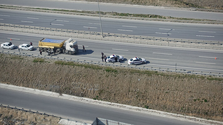 İstanbul İl Jandarma Komutanlığı, helikopter destekli trafik denetimi yaptı.
