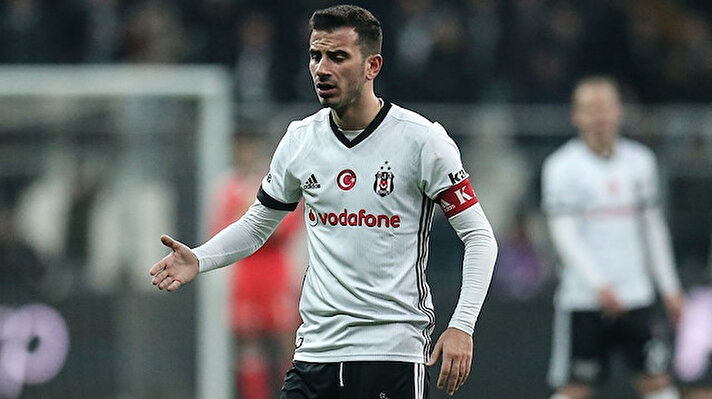 ​Beşiktaş’ta özellikle sezonun ikinci yarısında işlerin sahada iyi gitmesi, önümüzdeki sezona dair planların yenilenmesine neden oldu. 