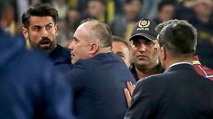 Fenerbahçe'nin file bekçisi Volkan Demirel'in 1-1 berabere biten Trabzonspor maçı sonrası yaptığı açıklamalar derbinin önüne geçmişti.