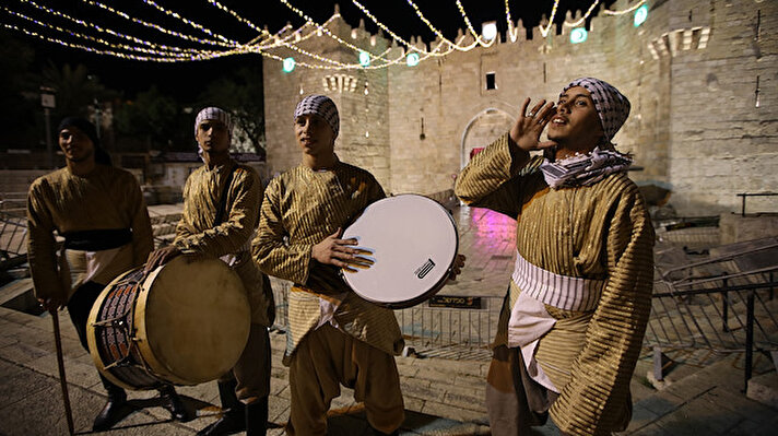 Birçok İslam ülkesinde olduğu gibi rahmet ayının vazgeçilmezleri arasında yer alan gelenek Filistin'de de çok eskiye dayanıyor.
