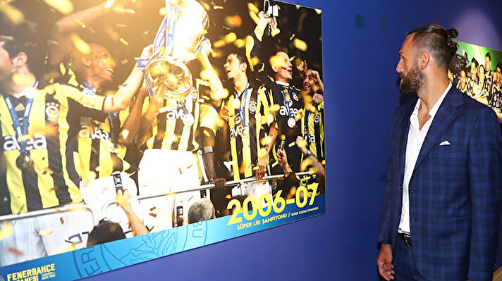 Fenerbahçe'nn Rizespor'dan transfer ettiği Vedat Muriç, savaş ortamında geçen çocukluk yıllarında büyük zorluklar yaşadı.