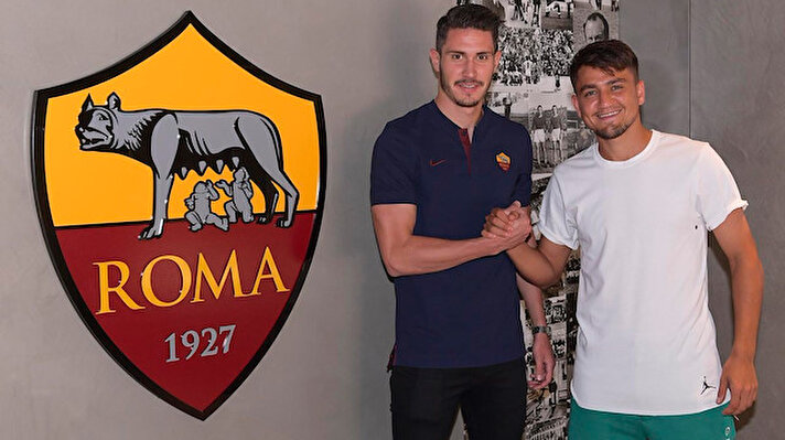 Son dönemde Türkiye'den isimleri kadrosuna kattan Roma, bu sezon da Gençlerbirliği'nin genç defans oyuncusu Mert Çetin'i transfer etti.