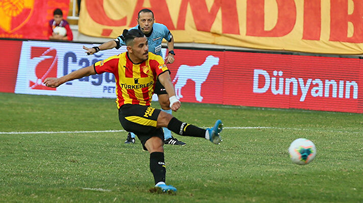 ​Süper Lig'in 7. haftasında Göztepe sahasında Kayserispor'u konuk etti. Mücadeleyi ev sahibi ekip 4-0 kazandı.
