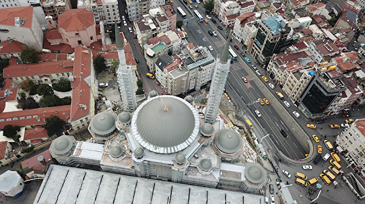 Taksim Camii inşaatındaki son durum havadan fotoğraflandı. 
