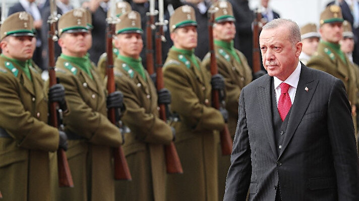 Cumhurbaşkanı Recep Tayyip Erdoğan, Türkiye-Macaristan Yüksek Düzeyli Stratejik İşbirliği Konseyi’nin 4. toplantısına katılmak üzere Macaristan’a geldi. Erdoğan, ziyareti kapsamında Macaristan Cumhurbaşkanı Janos Ader’le baş başa görüşme gerçekleştirdi.
