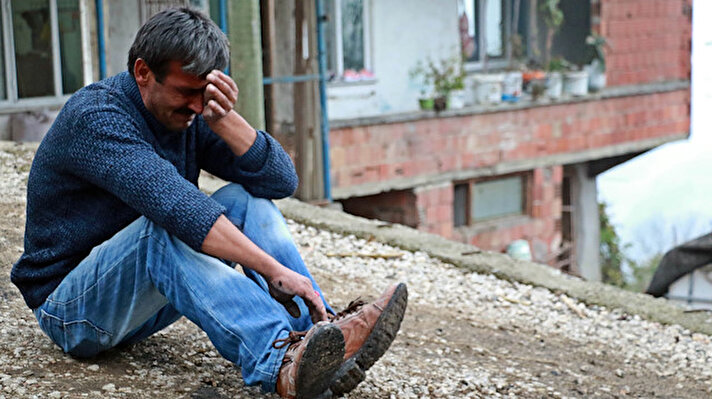 Samsun'un Atakum ilçesi Kulacadağ Mahallesi’nde yaşayan Cort Ailesi'nin evi, 23 Ekim sabahı elektrik kontağından çıkan yangında küle döndü.