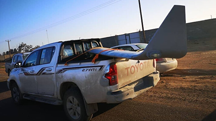 Libya'nın kuzeybatısındaki Misrata kenti çevresinde bulunan Tamina köyü yakınlarında General Halife Hafter güçlerine ait insansız hava aracı (İHA), Ulusal Mutabakat Hükümeti (UMH) tarafından düşürüldü. 