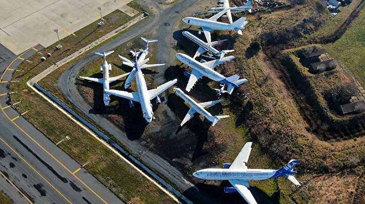 İstanbul Havalimanı’nın açılmasıyla 4 Nisan 2019’da sivil uçuşa kapatılan Atatürk Havalimanı apronunda bulunan uçuş ömrünü tamamlamış, hacizli ve hurda uçaklar çürümeye terk edilmişti. Sivil Havacılık Genel Müdürlüğü Tarafından terk edilen uçakların sahipleri tarafından alınması için tanınan 30 günlük süre ağustos 2019 sonu itibariyle dolmuştu. Ekim 2019 tarihinde havalimanında 17 sahipsiz uçaktan 1 tanesinin sahibi başvuruda bulundu.