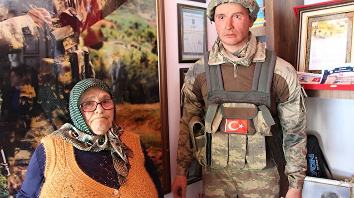 Siirt’in Eruh ilçesi Dağdöşü köyü mevkinde askerlerin geçişi sırasında PKK’lı teröristler tarafından önceden yola tuzaklanan el yapımı patlayıcının infilak etmesi sonucu 2018 yılında şehit düşen Trabzonlu uzman çavuş Bahattin Baştan’ın ailesinin acısı dinmiyor.