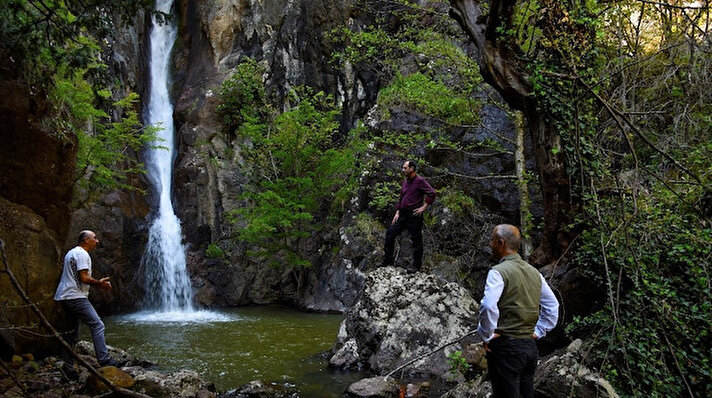 Artvin’deki doğal yapıyı bozmadan ekoturizm alanlarını belirleyerek hazırlanan “Artvin Çoruh ekoturizim projesi” Orman Bölge Müdürlüğü tarafından hayata geçiriliyor. 

