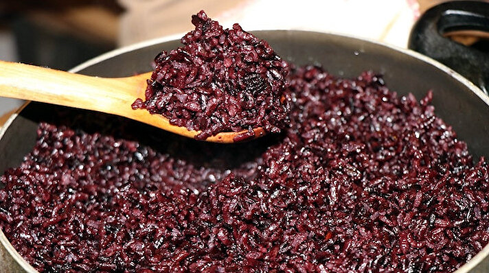 Bir zamanlar Çin’de sadece imparatorların yiyebildiği ve yerli halkın yemesine izin verilmediği "siyah pirinç", Samsun’un Terme ilçesinde üretiliyor.
