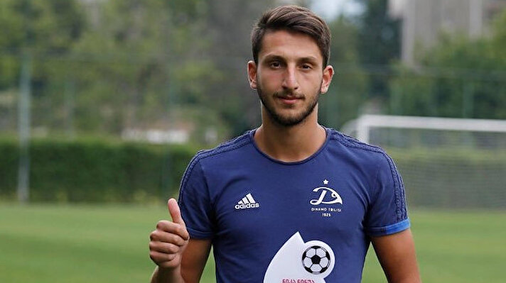 Beşiktaş'ın,  21 yaşındaki Gürcü orta saha oyuncusu Nika Ninua'nın transferinde sona yaklaştığı bildirildi. 