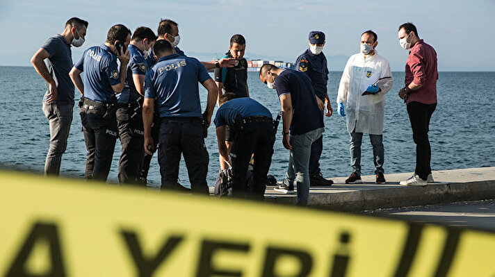 Bakırköy Sahili'nde bir erkeğe ait ceset bulundu.