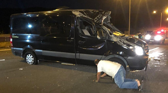 Kaza, saat 22.30 sıralarında Ankara Anadolu Otoyolu Kızılcahamam Kavşağında meydana geldi.