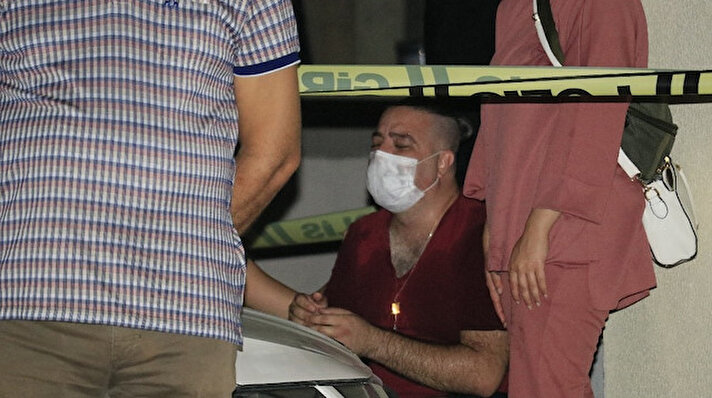 Adana'da, erkek kardeşi ve annesini tabancayla öldüren Hatay Vali Yardımcısı Tolga Polat, gözaltına alındı.