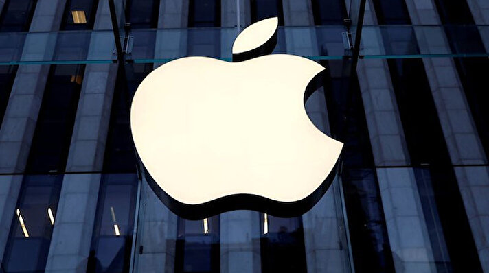 Apple, tek bir günde 180 milyar dolar kaybetti. Şirketin hisselerindeki düşüş, şirketin bir günde rekor bir kayıp yaşamasına neden oldu.