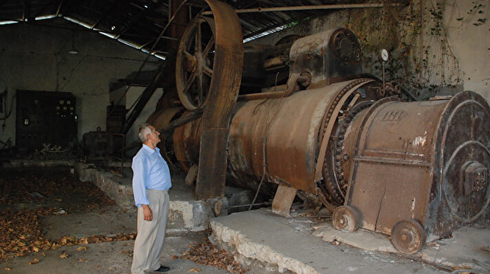 Bartın Ulupınar köyünde Orman Ürünleri Sanayi Müdürlüğü (ORÜS) adıyla 1930 yılında kereste fabrikası kuruldu. 
