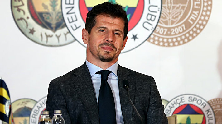 ​Fenerbahçe'de sportif direktör olarak göreve başlayan Emre Belözoğlu, sarı-lacivertlilerde bu sezon tam 18 transfer birden gerçekleştirdi.