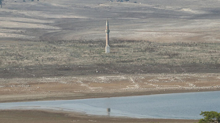 Eskişehir'e yaklaşık 40 kilometre uzaklıktaki Porsuk Barajı havzasında bulunan, yaklaşık 100 haneden oluşan eski İncesu köyü, yaşanan selin ardından 1974 yılında baraj alanının genişletilmesi üzerine istimlak edilerek, boşaltıldı. 