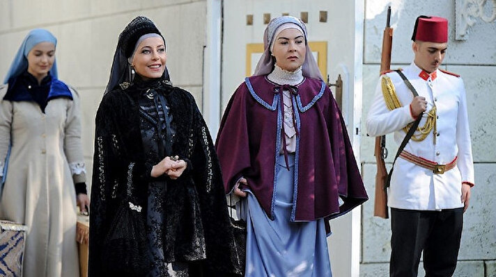 TRT 1’in 5. sezonuyla Cuma akşamları yayınlanan dönem dizisi Payitaht Abdülhamid’in yeni sultanı Vildan Atasever oldu. 