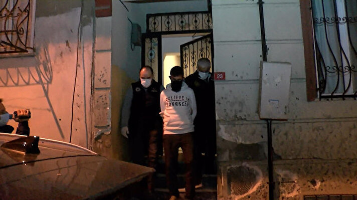İstanbul Emniyet Müdürlüğü Terörle Mücadele Şube Müdürlüğü (TEM) ekipleri, il genelinde DEAŞ terör örgütüne yönelik operasyon düzenledi.