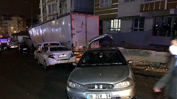 Kaza, saat 22.30’da Ankara’nın Mamak ilçesi Akşemsettin Mahallesi 982. Sokak’ta meydana geldi. 