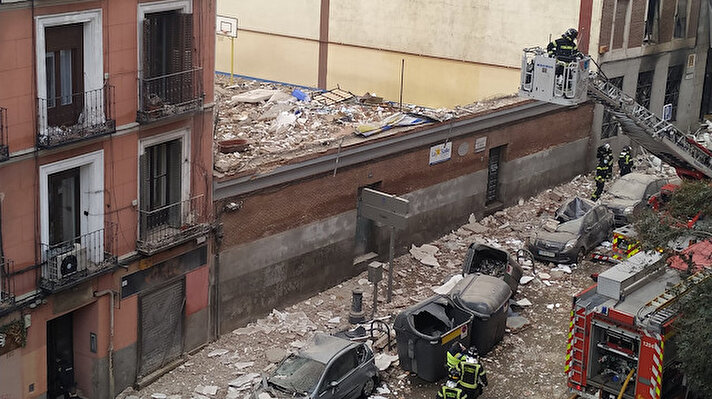 Yerel saatle 15.00 (TSİ 17.00) sıralarında Madrid'in merkezindeki Puerto de Toledo Mahallesi'nde bir apartmanda patlamada oldu.