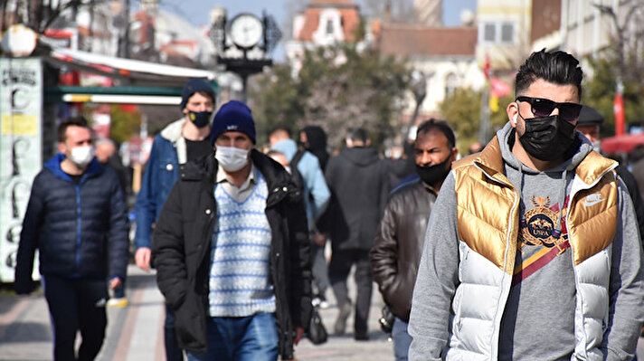 Trakya'da en fazla vaka sayısının görüldüğü Edirne'de önlemler en üst seviyeye çıkarıldı. Mutasyonlu virüs görülen Keşan ilçesine bağlı 2 bin 699 nüfuslu Beyendik beldesi kısmi karantina altına alındı. Beldeye giriş ve çıkışlar kontrollü olarak yapılmaya başlandı. İpsala ilçesinde ise artış gösteren koronavirüs vakaları nedeniyle vatandaşlar, ev ziyaretleri, taziye ve asker uğurlaması gibi etkinlikler yapmamaları konusunda uyarıldı. 