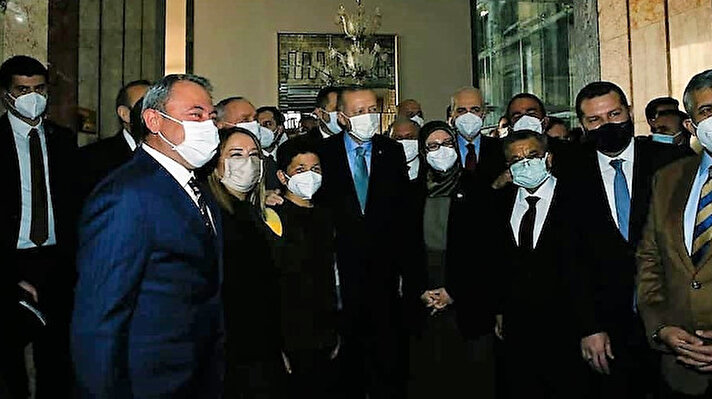 Balıkesir Büyükşehir Belediye Başkanı Yücel Yılmaz ile birlikte Ankara’ya giden Çoban Şevki, TBMM’de Balıkesir milletvekillerini ziyaret etti. 