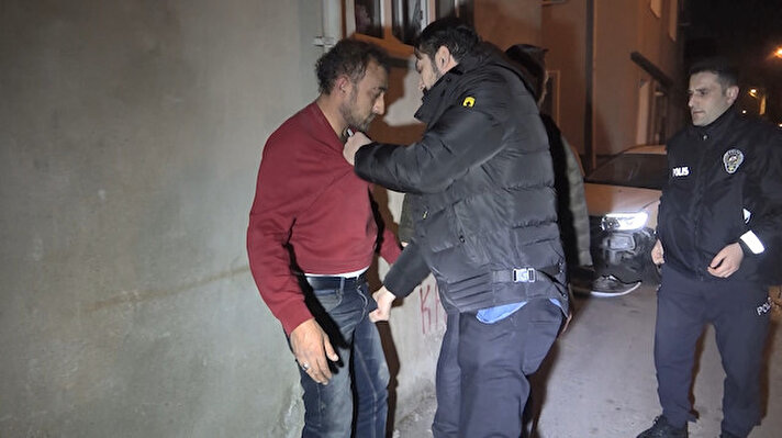Olay, saat 04.30 sıralarında merkez Osmangazi ilçesi Altınova Mahallesi’nde meydana geldi. 