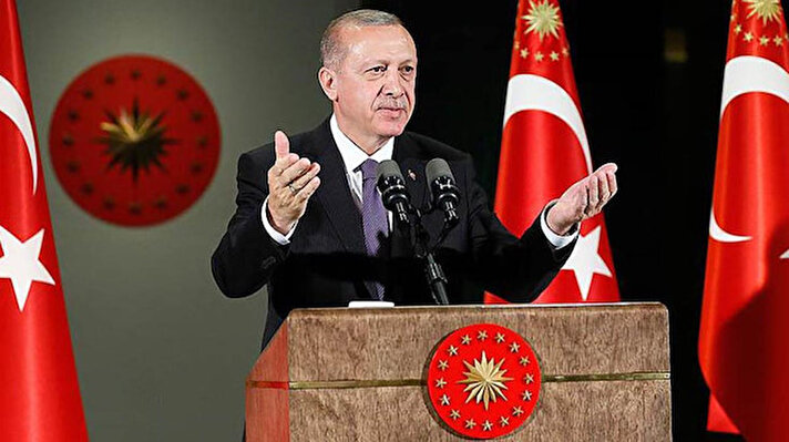 Cumhurbaşkanı Erdoğan bugün İstanbul'da Ekonomi Reform Paketi'ni açıklayacak. Makroekonomi, yapısal politikalar, enflasyon, cari açık ve kamu maliyesi paketteki bazı başlıklar arasında.
