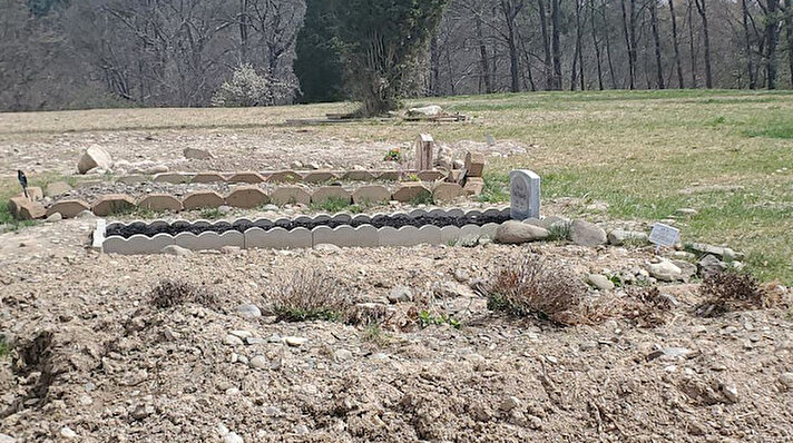 Fetullahçı Terör Örgütü'nün (FETÖ) ABD'nin Pensilvanya eyaletindeki örgüt karargahına yakın bölgede satın aldıkları ve uzun süredir boş duran mezarlığın faaliyete geçtiği tespit edildi.