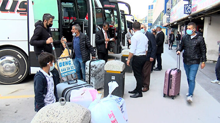 Kabine toplantısı sonrası açıklama yapan Cumhurbaşkanı Recep Tayyip Erdoğan, 29 Nisan 2021 Perşembe akşamı saat 19:00'dan 17 Mayıs 2021 Pazartesi sabah 05:00'e kadar tam kapanma kararı alındığını duyurdu. 