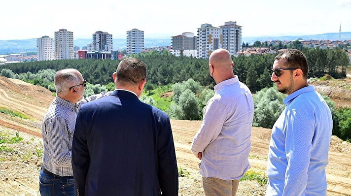 Çevre ve Şehircilik Bakanlığı, Türkiye’nin 3. büyük Millet Bahçesini Kastamonu’da hayata geçiriyor. Yakın zamanda proje inşaat ruhsatı imzalanan Millet Bahçesinde çalışmalar başladı. 