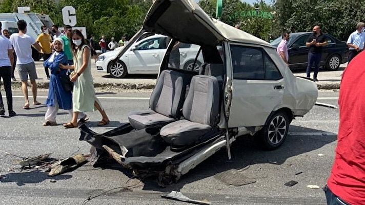 Kaza, saat 16.00 sıralarında, Ankara- Kırıkkale yolunun Lalahan mevkisinde meydana geldi. 