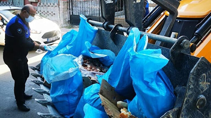 Avcılar'da Firuzköy Mahallesi Kadir Özdemir Caddesi üzerinde bulunan halı yıkama yerinde kıyma çekildiği ihbar edildi. 