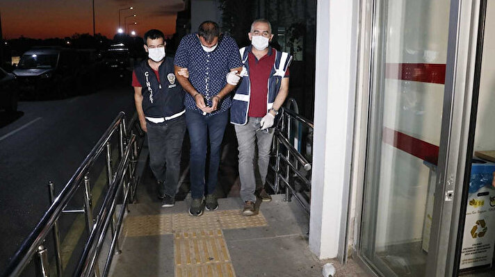 Adana Emniyet Müdürlüğü Asayiş Şube Müdürlüğü'ne bağlı Hırsızlık Büro Amirliği ekipleri, kentte hırsızlık olaylarına karıştığı öne sürülen 50 kişiyi tespit etti.