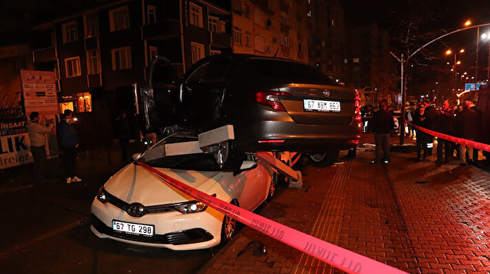 Kaza, saat 00.50 sıralarında Müftü Mahallesi Şehit Ömer Halisdemir Bulvarı'nda meydana geldi. 