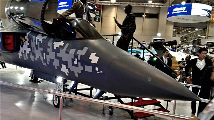 Milli savaş uçağı TF-X'te ilk uçuş 2025 yılında gerçekleştirilecekken bir önemli gelişme ise Jet Tekamül ve Hafif Taarruz Uçağı HÜRJET'de ortaya çıktı.