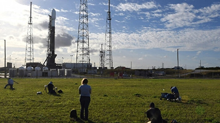 Zonguldak Bülent Ecevit Üniversitesi (BEÜ) Mühendislik Fakültesi öğrencilerinden oluşan Grizu-263 Uzay Takımı'nın, temel haberleşme olaylarının gerçekleştirilmesi amacıyla tasarladıkları Türkiye'nin ilk cep uydusu Grizu-263A, SpaceX Falcon 9 roketiyle bugün ABD'den uzaya gönderildi.
