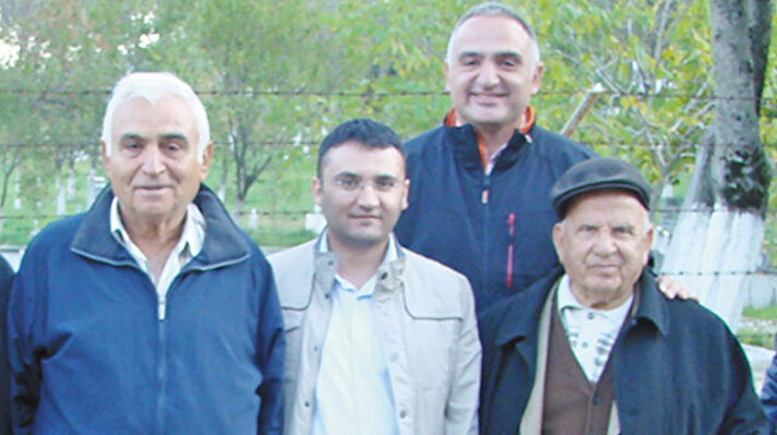 Antalya'nın İbradı ilçesinde, doğa turizminin önemli merkezlerinden olan Ormana'da 1929'da doğan, küçük yaşta babasını kaybedince İstanbul'a yerleşip, yaptığı yatırımlarla önemli bir iş insanı olan Ali Haydar Ersoy, 2018'in nisan ayında 89 yaşında vefat etti. Kültür ve Turizm Bakanı Mehmet Nuri Ersoy'un babası olan Ali Haydar Ersoy, vefatından önce hazırladığı vasiyetnamede, daha önce köy statüsündeki Ormana'yı unutmadı.<br>