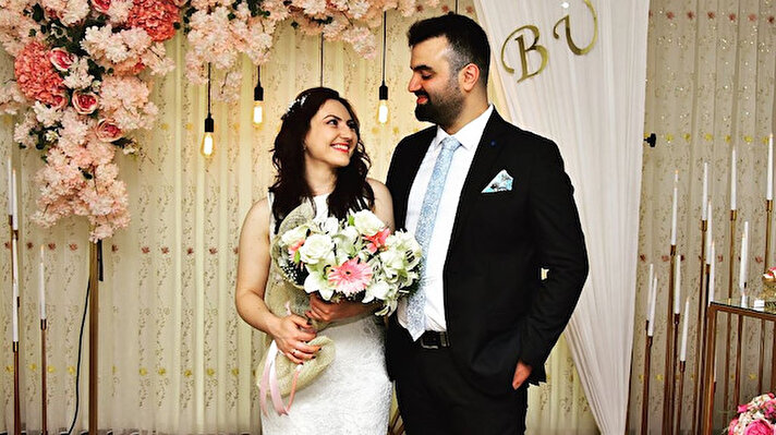 Olay, 25 Eylül 2021 tarihinde 1 Nolu Bostancı Mahallesi, Hasan Çavuş Sokak'ta meydana geldi. Karadeniz Teknik Üniversitesi (KTÜ) Farabi Hastanesi'nde görevli Dr. Burcu Bulut Keleş ile meslektaşı Ümit Keleş geçen yıl 11 Eylül’de yapılan düğünle evlendi.