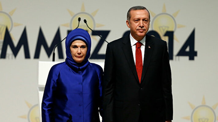 Cumhurbaşkanı Recep Tayyip Erdoğan ile eşi Emine Erdoğan, koronavirüse yakalandı.<br><br>