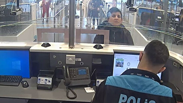 İstanbul Havalimanı Dış Hatlar Geliş Terminali'ne 14 Ocak Cuma günü öğle saatlerinde uçağı inen Arnavutluk vatandaşı Fatime Reçi, <br>Türkiye'ye giriş yapmak için pasaport polisinin bulunduğu noktaya geldi.