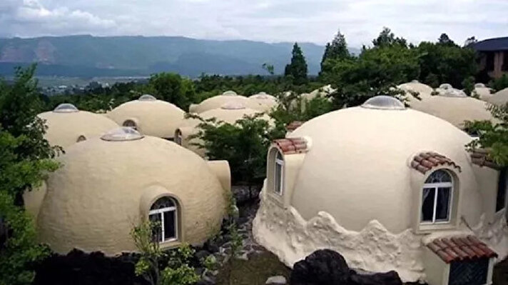 Japonya'da hayata geçen köpük ev projesi görenleri şaşırtıyor.