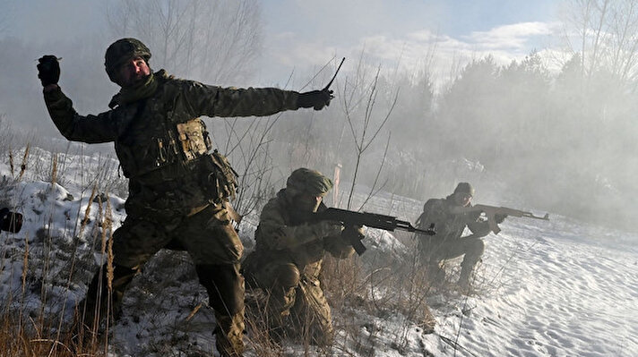 Ukrayna’nın doğu bölgesindeki Donetsk ve Lugansk Halk Cumhuriyetleri ile Ukrayna arasındaki gerilim tırmanıyor.