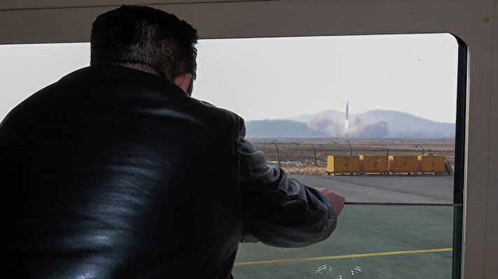 Kuzey Kore Merkezi Haber Ajansının (KCNA) haberinde, ülkenin dün yeni tip ICBM fırlattığı bildirildi.