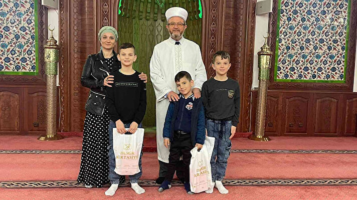 İznik’te Moldovyalı aile internette gördüğü İslam dininden etkilendi.